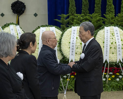 王丙乾遺體在穗火化
